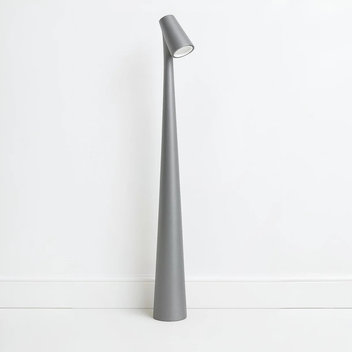Luminária de Mesa Abajur Moderna Minimalista LED Giraffe