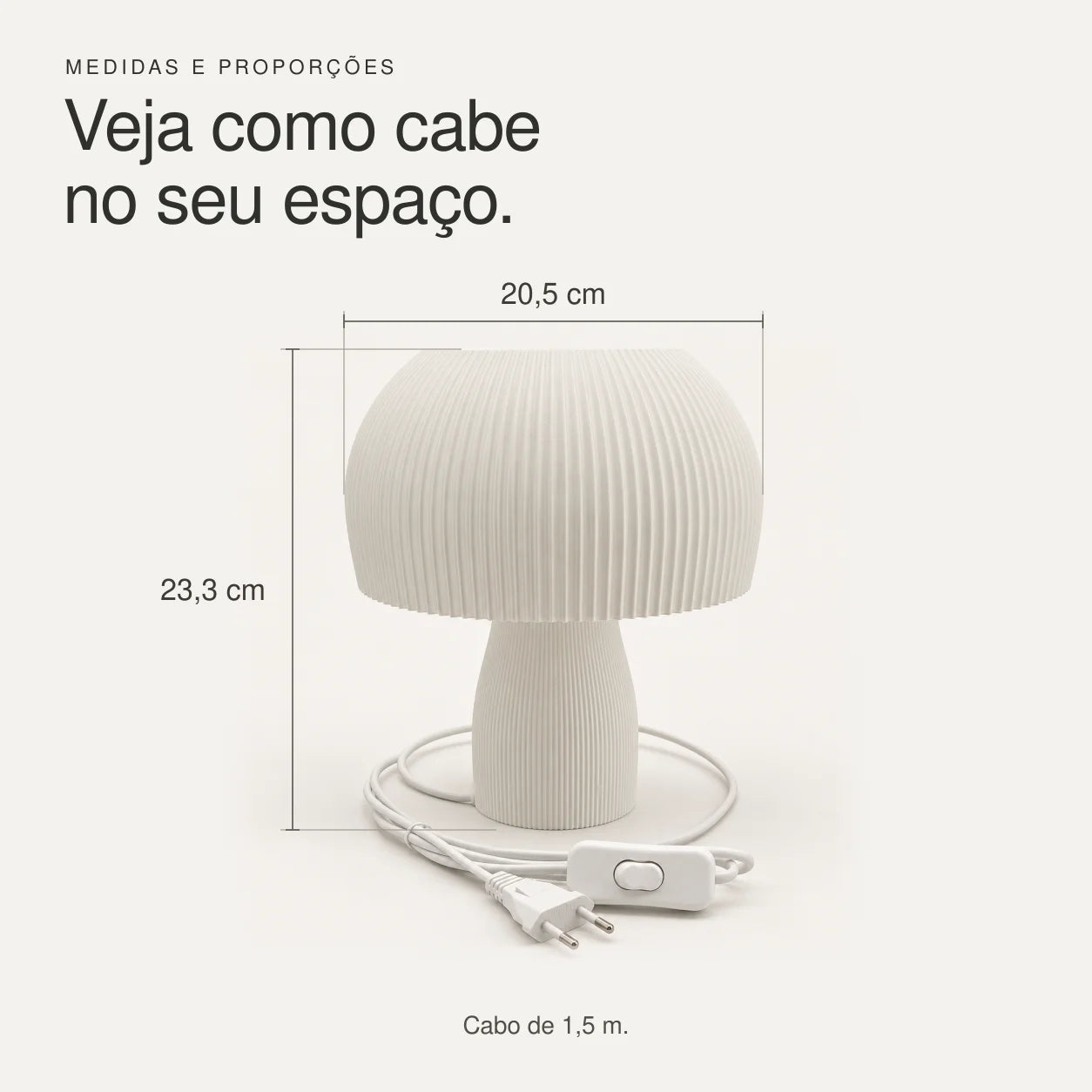 Medidas do abajur cogumelo plissado: 23,3 cm de altura por 20,5 cm de largura